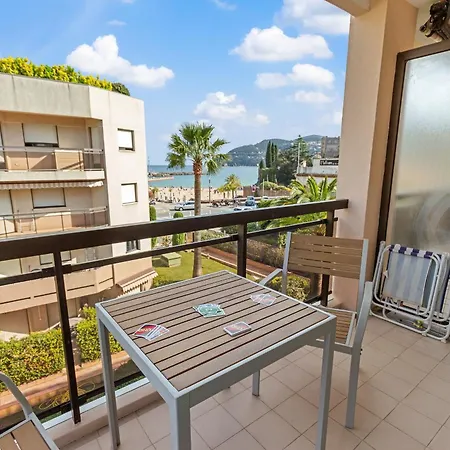 L'islette - Sea View - Car Park - Swimming Pool شقة ماندوليو لا نابول